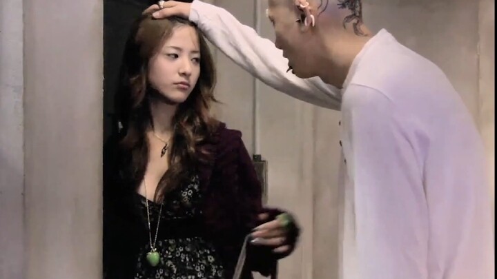 扭曲病态的青春，在痛苦中寻找生存的意义