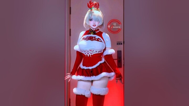 2B Dance With Cute Christmas Costume 🧑‍ Nier Automata Cosplay #shorts