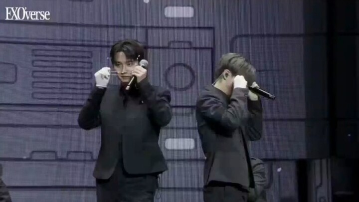 تحدي رقص إكسو لأغنية "تصبحين على خير، آنسة"!!!