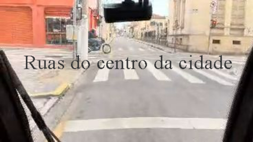 Um passeio na cidade de tuk tuk
