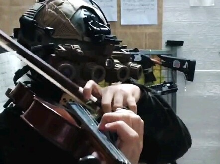 她说她喜欢古典乐，而你是个暗P