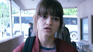 "Loli kecil yang pemarah, kamu tidak bisa main-main dengannya" "Tonton film luar negeri" Wayne