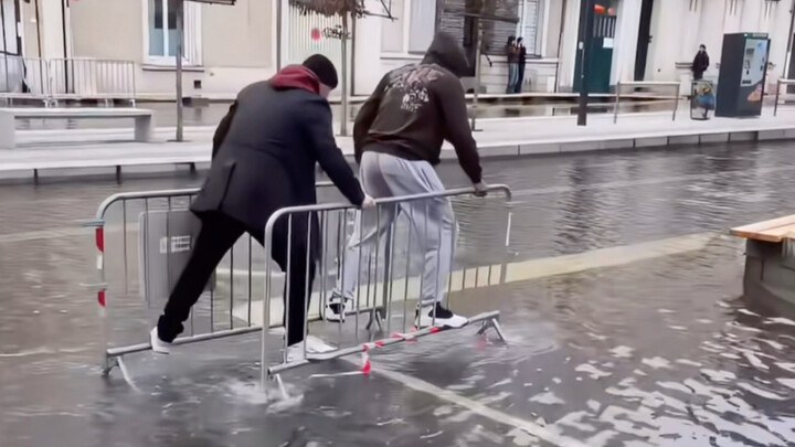 Rare Footage of Early Pilots Training for Pacific Rim Mechs