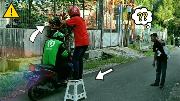 Waspada Jika Melihat Sepatu di Jalan Tolong di Minggirin dulu | TRY NOT TO LAUGH | Funny Videos