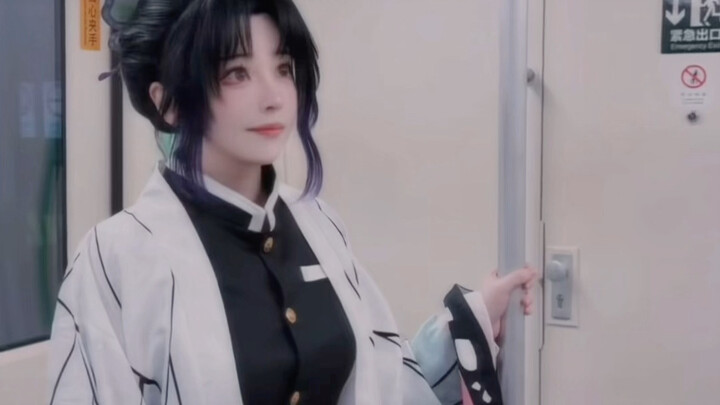 Bumped into a super cute ninja sister on the subway!