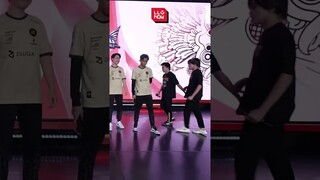 Ada yang inget gak nih sama kejadian lucu Kiboy Kairi ini di MPL S12?