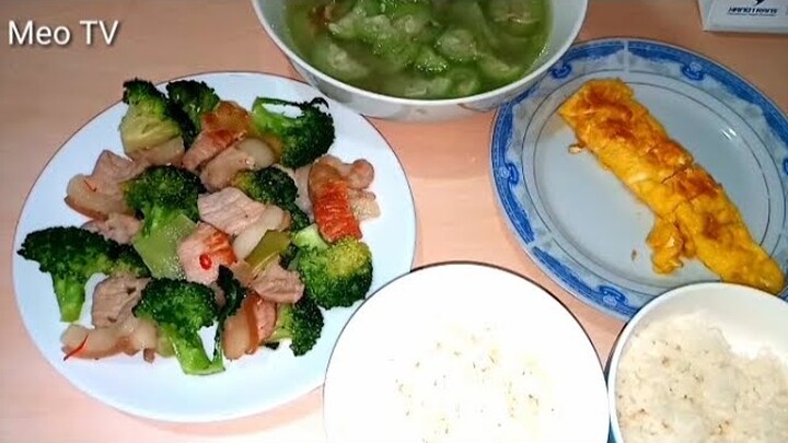 Bữa cơm tối đơn giản sau ngày lễ/ Simple dinner