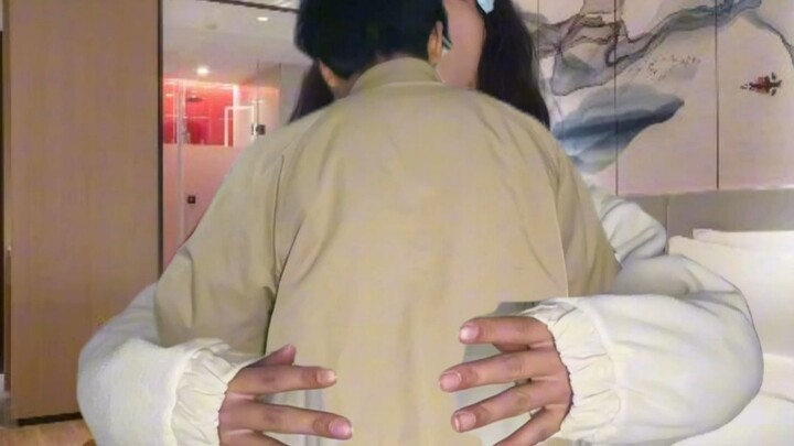 还原大学里快餐试恋爱