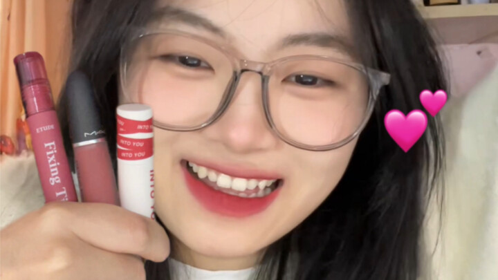 Three super gorgeous lipsticks!! Aaaah, leave me alone!!
