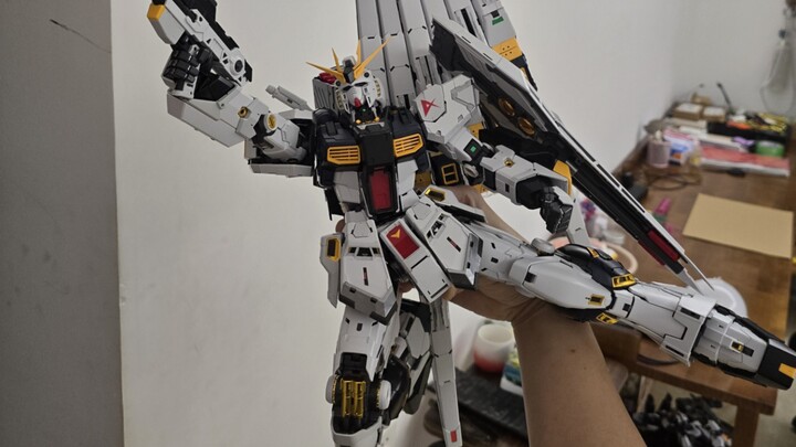 Tình trạng hiện tại của Gundam bò PGU sau khi được phần lớn mọi người lắp ráp xong