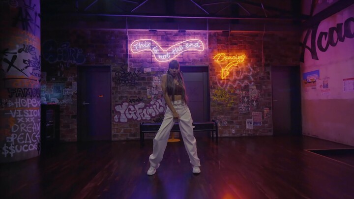 Ruang latihan pribadi terbaru LISA, Lili'film dari BLACKPINK, kualitas sangat jernih