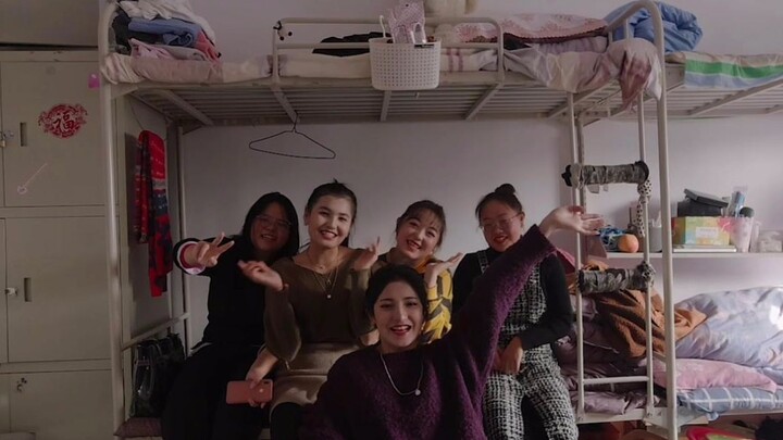 First Meet in Xinjiang Guli University Dorm: A Melting Pot of Ethnicities—Chaos, Laughter, and Unbre