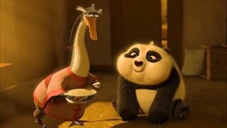 [Kung Fu Panda] Untuk memelihara panda, Ayah mengganti pakaiannya dari satin menjadi linen.