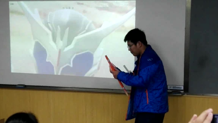 震惊！某中考学生竟因学习压力过大而在班上向老师示忠