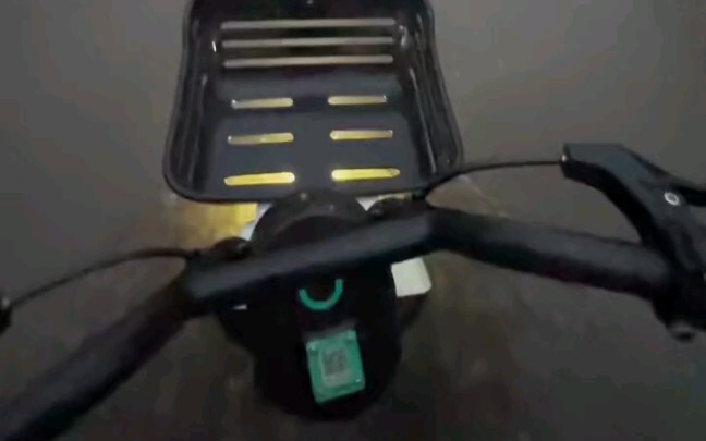 BMW và Audi không phải là đối thủ của Hellobike