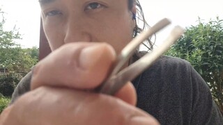 ASMR EATING CHEWING GUM & PLUCKING YOUR EYEBROWS
