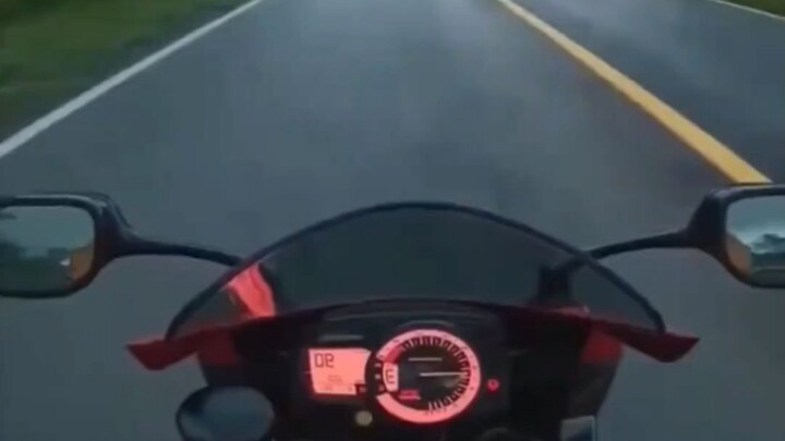 既然躲不过，那就只能变身了……