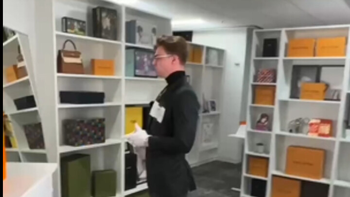 عندما يصل حجم إنفاقك في إرمس إلى سبعة ملايين: