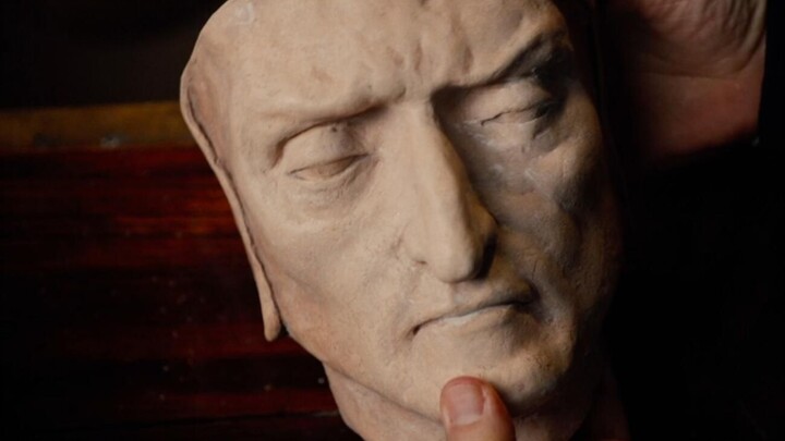 เจาะลึกผลงานชิ้นเอกของแดน บราวน์ “รหัสดาห์ตี” แผนการชั่วร้ายที่ซ่อนอยู่ภายใต้หน้ากากของดันเต้