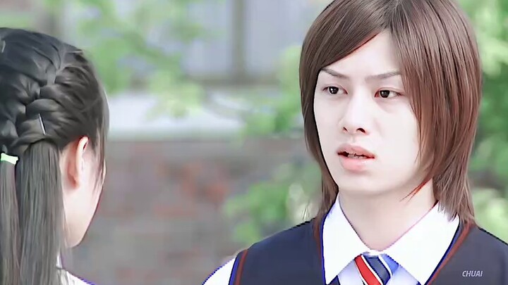 It's pure love!!! A stubborn and straightforward girl ✖️ A gentle and handsome senior. A girl's hard