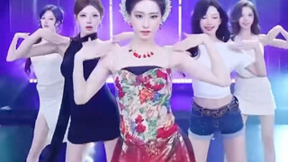 Not only Liu Yifei does group livestreams—now Zhao Lusi is dancing for you too...