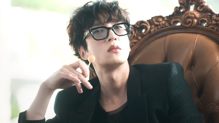Playboy Heir to a Chaebol Meets a Rebellious Female Designer: “You’re the first woman to be so rude 