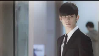 Kim Soo Hyun ๐๐๐ In Front Of Your House ๐๐๐