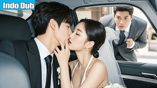 Pria Brengsek Selingkuh di Hari Nikah, Gadis Cerai dan Dimanja CEO Tampan!
