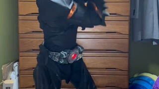 Black sun leather case by dalao on Twitter