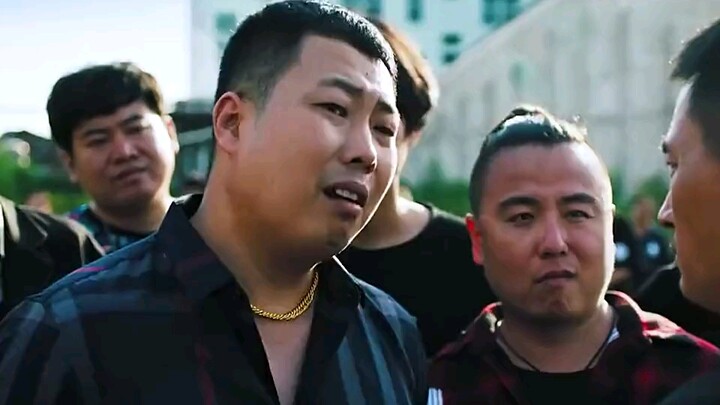 Cả đoàn tang lễ toàn cao thủ hết, ngay cả ông trùm trên giang hồ cũng phải e dè ba phần.