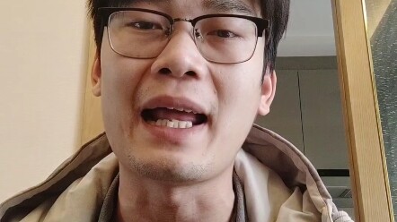 Học trung cấp có phải tốt hơn nhiều so với vào nhà máy điện tử không?