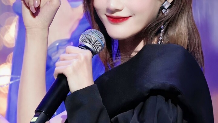 I totally understand why SM scouts wanted her to be a trainee in a girl group!!