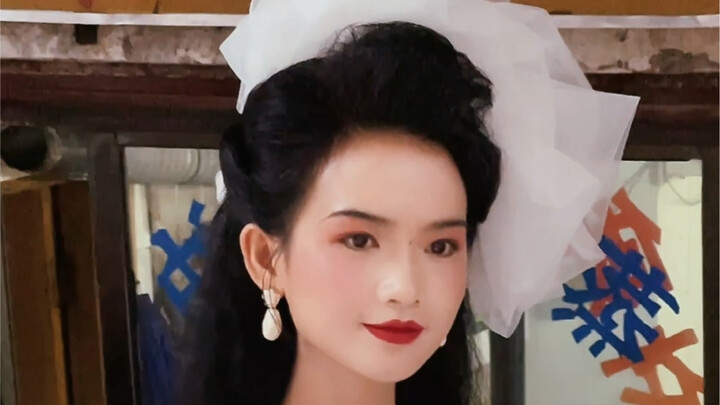 Huti Titi / Menantang Gaya Model Nasional Era 1990-an