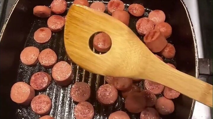 When you accidentally discover two mismatched items that fit together perfectly... this video is inc