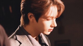 Does anyone know how Wen Junhui managed to catch the camera's eye? I just can't wrap my head around 