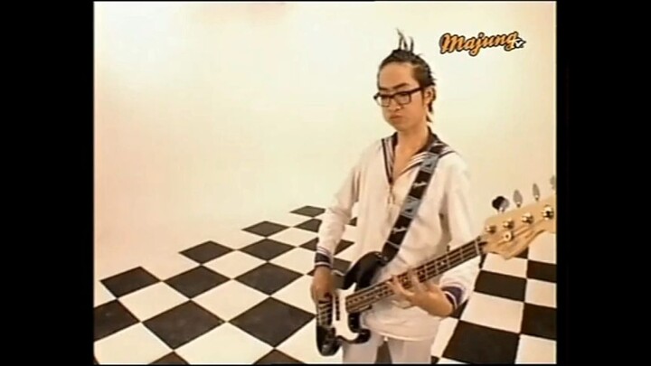 Paradox - นักมายากล MV