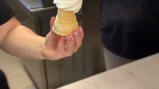 没想到甜筒还能这么吃，真是美食和健身两不误呢~