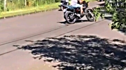 พี่คนนี้เลียนเสียงเก่งมากเลย