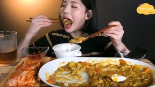 Cơm cà ri trứng, kim chi, rong biển 8 #amthuc