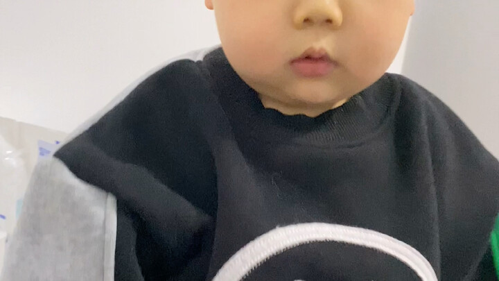 From now on, please call me “handsome guy.” If you must add a prefix, just call me “Cantonese handso