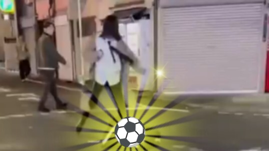 Latihan sepak bola jalanan di Jepang, Timnas China merenung