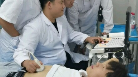 我说的是女生走，男生留下来！那个男生你走什么？