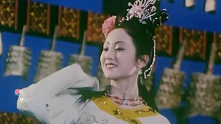"Graceful as a startled swan, elegant as a swimming dragon" | Dong Zhizhi