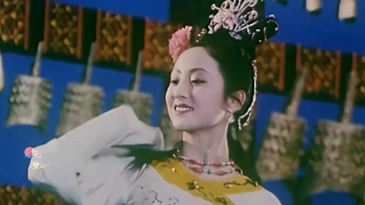 “翩若惊鸿,婉若游龙”｜董智芝