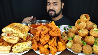 LOT'S OF FUCHKA/ PANIPURI/ GOLGAPPA, CRISPY SANDWICH, CAULIFLOWER PAKORA ASMR MUKBANG EATING SHOW ||