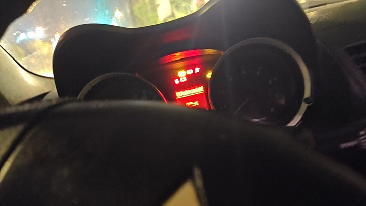 我的车在跟我说话😭