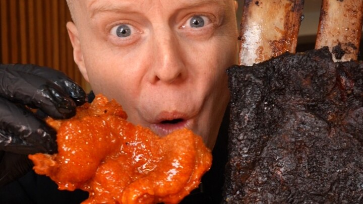 Late-night foodies: eating till we’re totally satisfied!