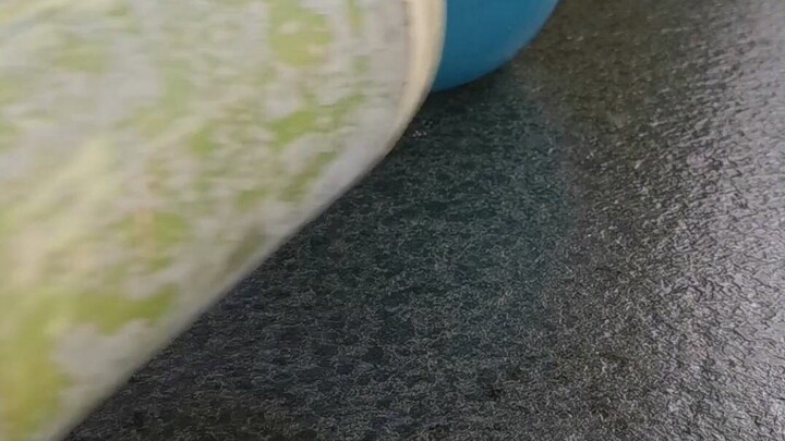 Bữa tối cô đơn: Cơm ống tre