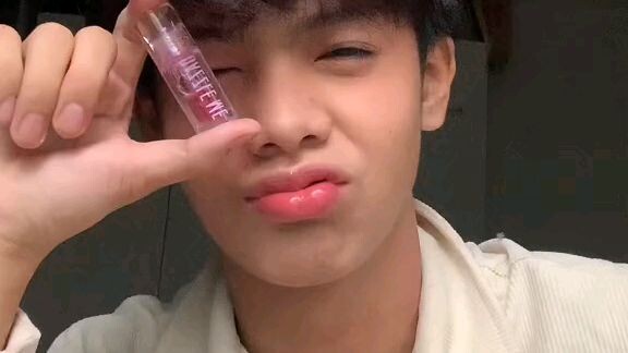 Lip balm syrup