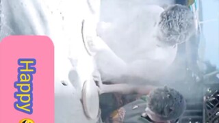 palarong kinagigiliwan ng lahat (blowing flour)